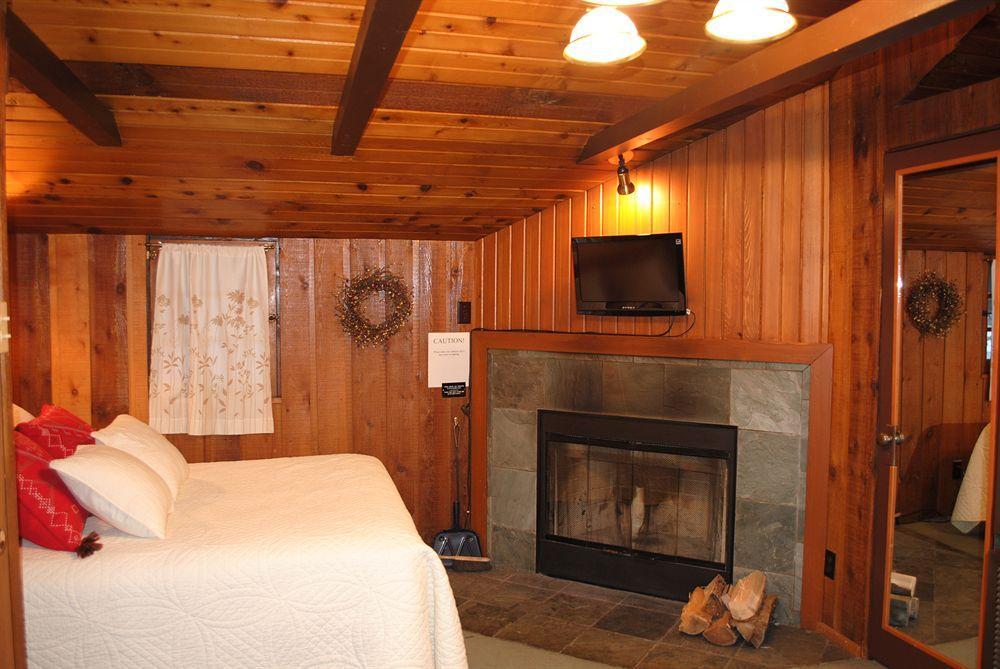 Rundle Chalets Canmore Exterior photo