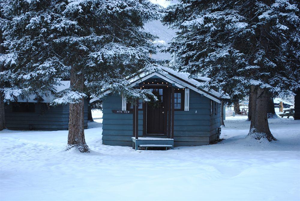 Rundle Chalets Canmore Exterior photo